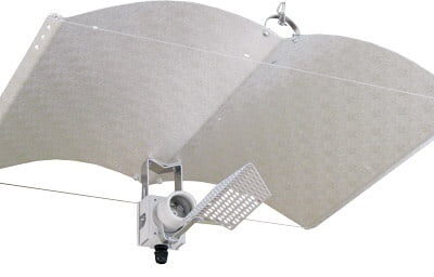 Adjust a Wing Defender LargeMaxi