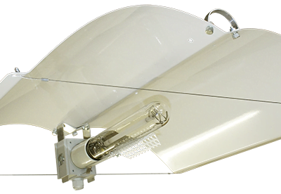 Adjust a Wing Defender Medium + Super Spreader